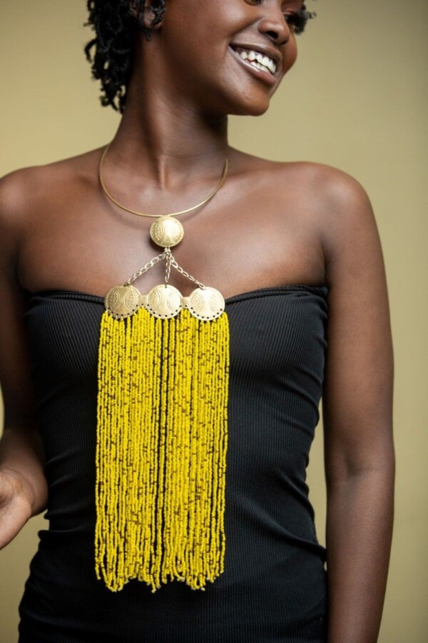 Conseils mode chaîne de taille africaine