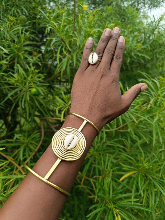 styles bracelet ventre
