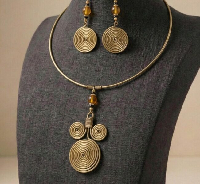 Bijoux traditionnels du sénégal : un guide complet pour découvrir leur histoire et leur artisanat
