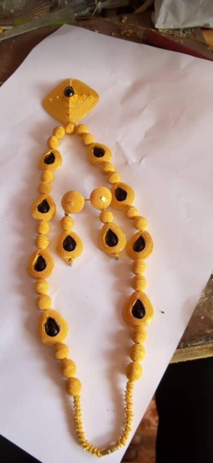 Bijoux traditionnels perles Sénégal
