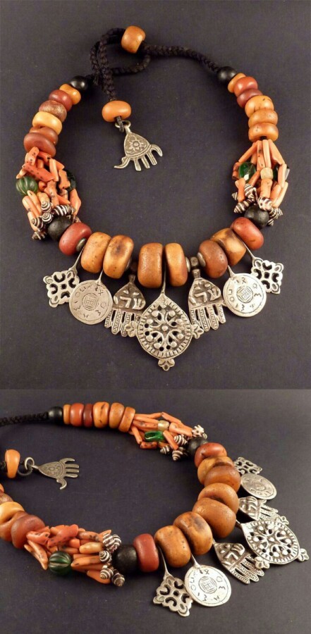 Bijoux traditionnels perles Sénégal